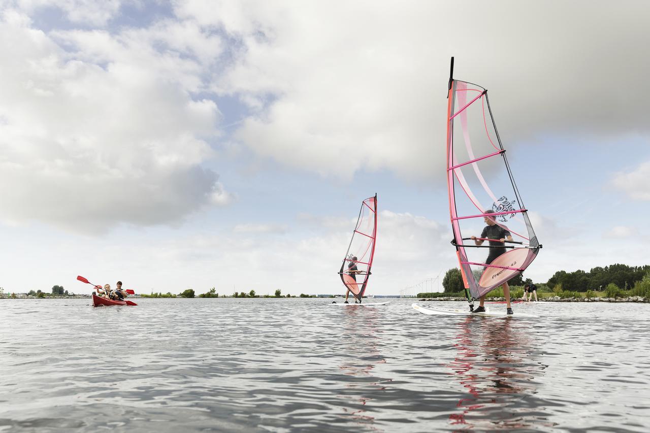 Boothuisje Marina Eemhof Villa Zeewolde Bagian luar foto